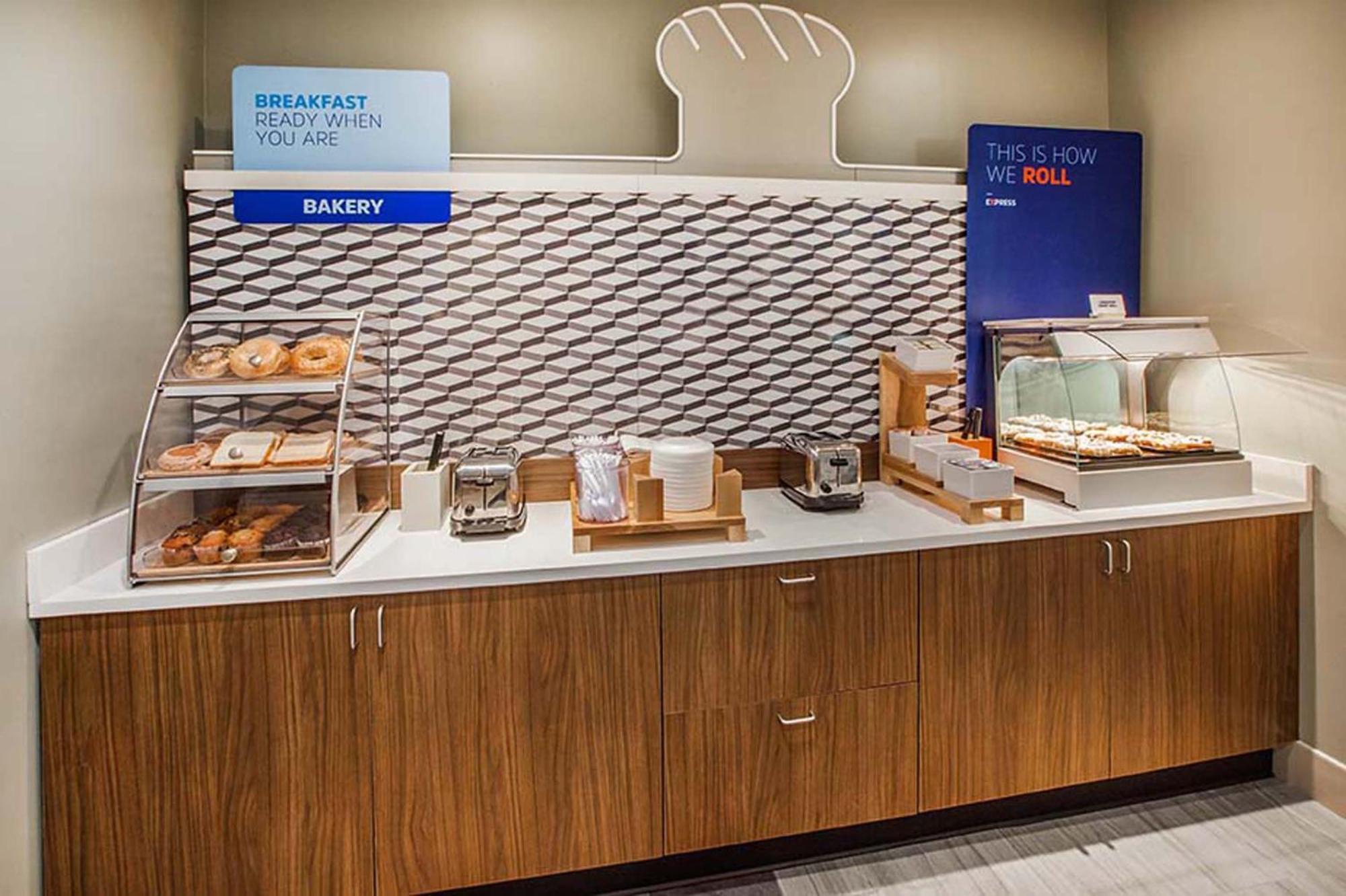 Holiday Inn Express Atlanta West - Theme Park Area By Ihg Lithia Springs Eksteriør bilde