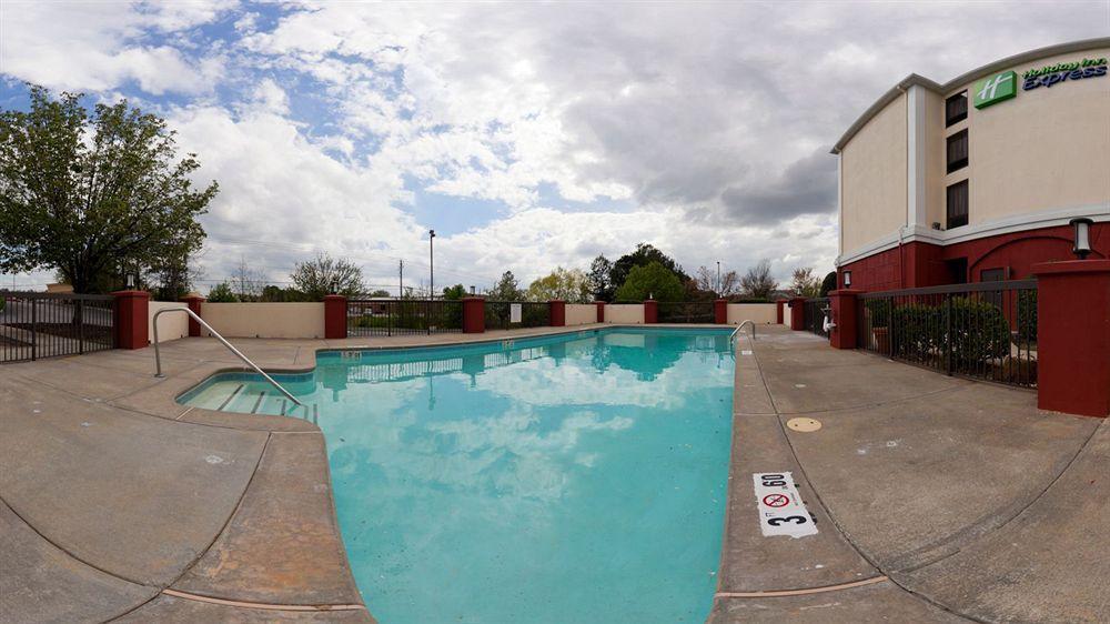 Holiday Inn Express Atlanta West - Theme Park Area By Ihg Lithia Springs Eksteriør bilde